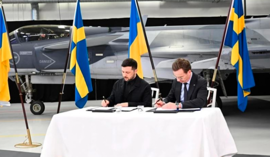 Suedia i jep Ukrainës 16 avionë luftarakë ‘Gripen’ për mbrojtjen ajrore