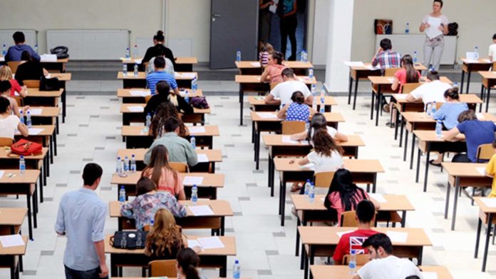 Mbi 26 mijë maturantë nisin provimet e Maturës Shtetërore me mesazhe inkurajuese nga ministrja