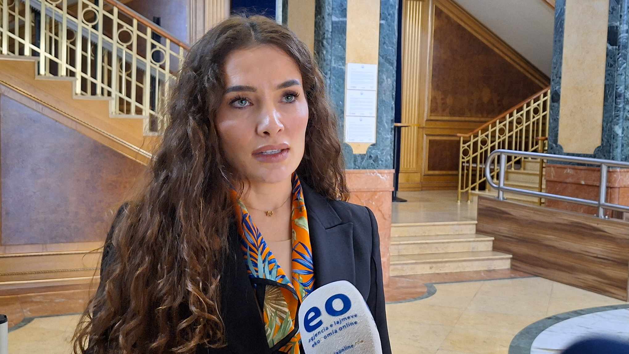 Përplasjet rreth konstituimit të Kuvendit, PDK-ja kritikon LVV-në dhe Kurtin