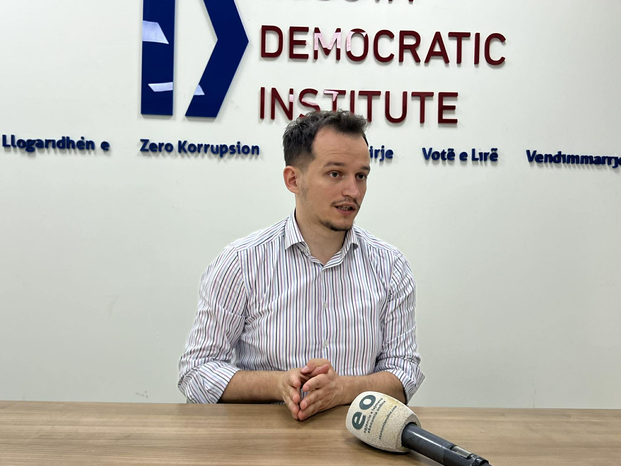 Fushatat Zgjedhore Sot: Rrjetet Sociale Marrin Peshën Kryesore