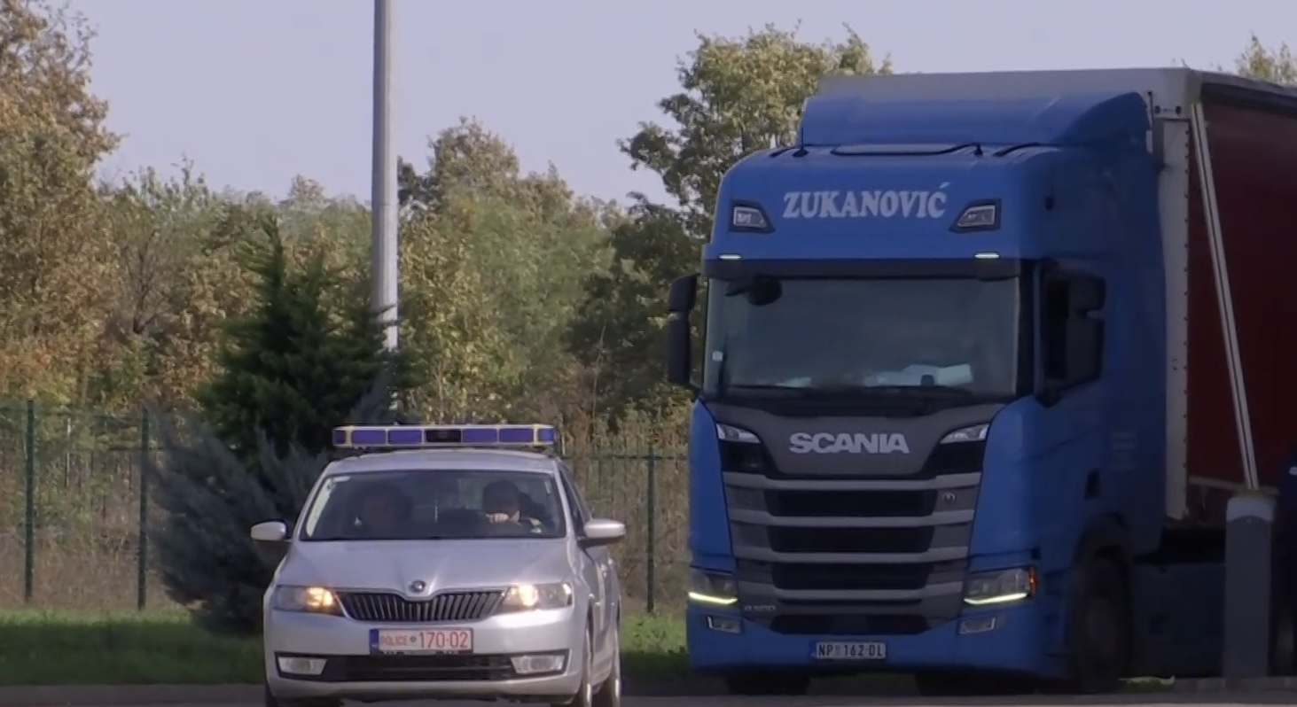 Rritja e importit nga Serbia sfidon prodhimin vendor në Kosovë