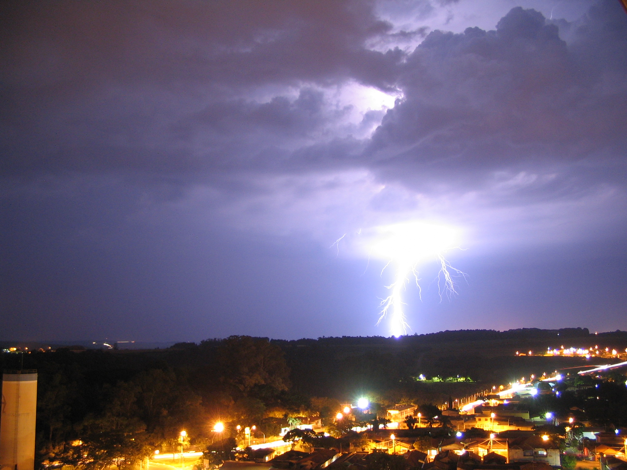 Kovraga e Istogut në errësirë: 48 orë pa energji pas stuhisë së fuqishme