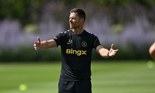 Xabi Alonso nis një epokë të re te Chelsea me premtime dhe entuziazëm