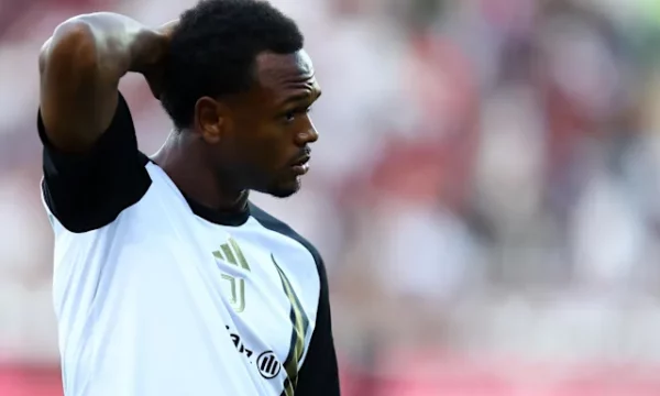 Lois Openda kalon te Olympique Lyon me huazim deri në qershor 2027 për 3.5 milionë euro pa klauzolë blerjeje.