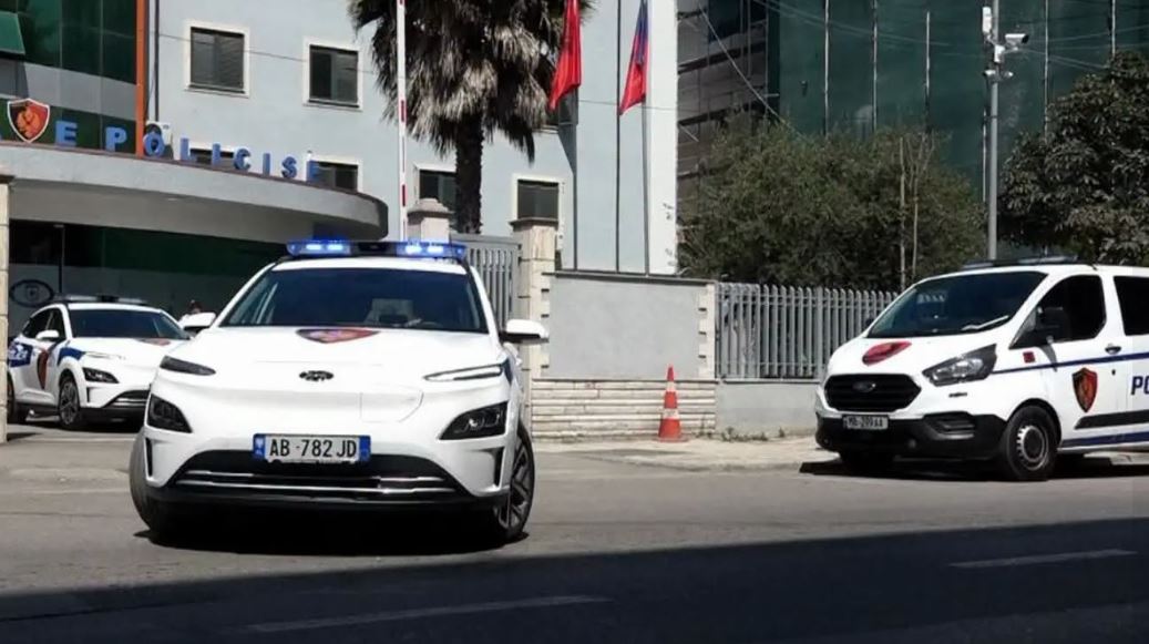 Arrestohet në Durrës 44-vjeçari që dyshohet për 6 vjedhje dhe tentativa gjatë korrikut