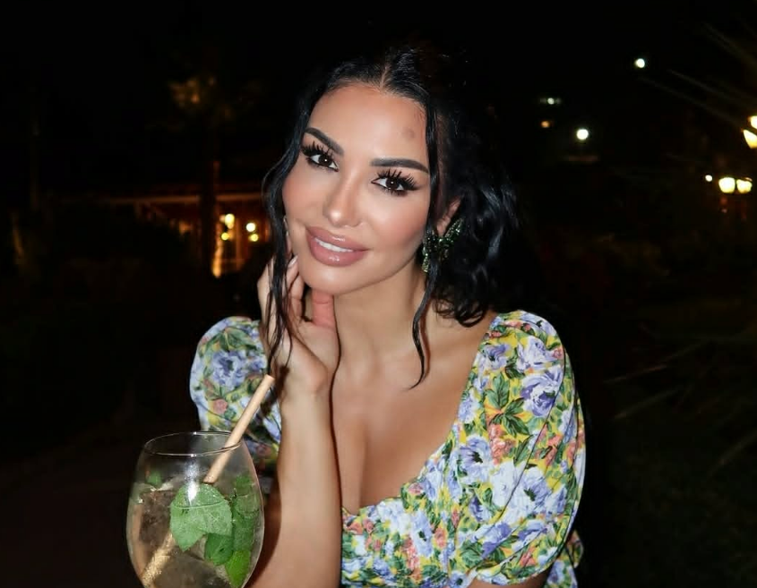 Soni Malaj mahnit me stilin dhe energjinë e saj në skenë dhe rrjete sociale