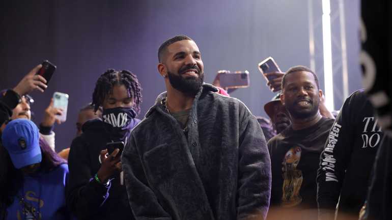 Drake thyen rekordin e Kendrick Lamar në Spotify dhe ndez rivalitetin në muzikë
