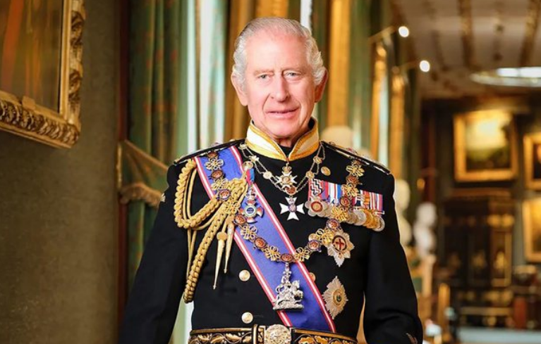 Radio britanike njofton gabimisht vdekjen e Mbretit Charles, kërkon falje