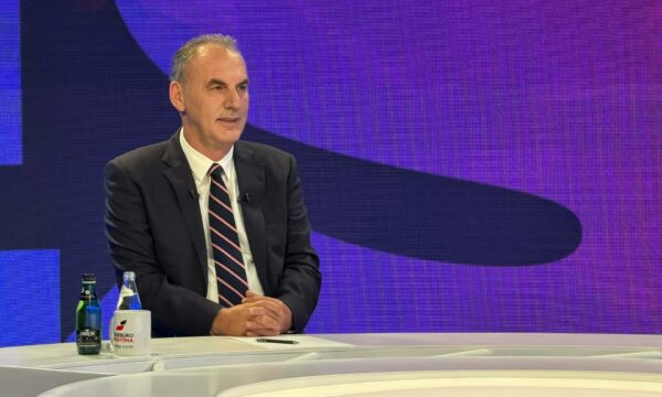 Fatmir Limaj dhe Nisma Socialdemokrate zyrtarisht bashkohen me PDK-në për zgjedhjet e 7 qershorit 2026.