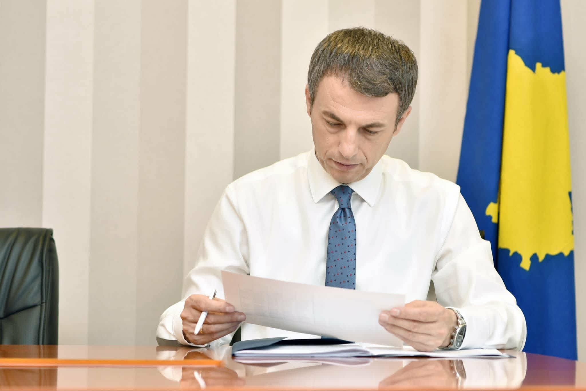 Përdorimi i parasë publike në prag të zgjedhjeve, akuza nga ish-ministri Reçica