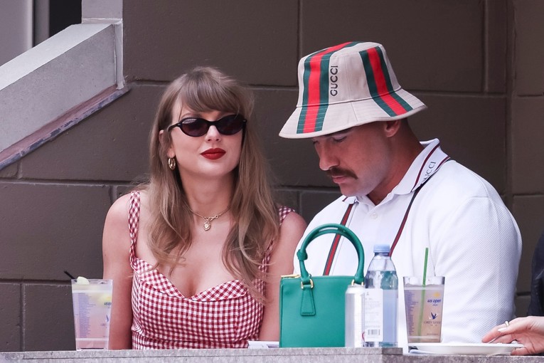 Taylor Swift dhe Travis Kelce ndryshojnë vendin e dasmës për shkak të sigurisë