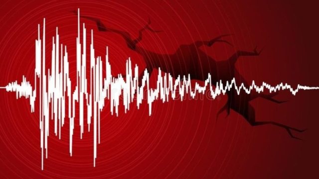 Tërmeti i fuqishëm trondit jugun e Perusë, epiqendra pranë Coracoras