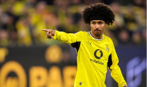 Adeyemi drejt Barcelonës, Dortmund konfirmon mungesën e tij në testet fizike