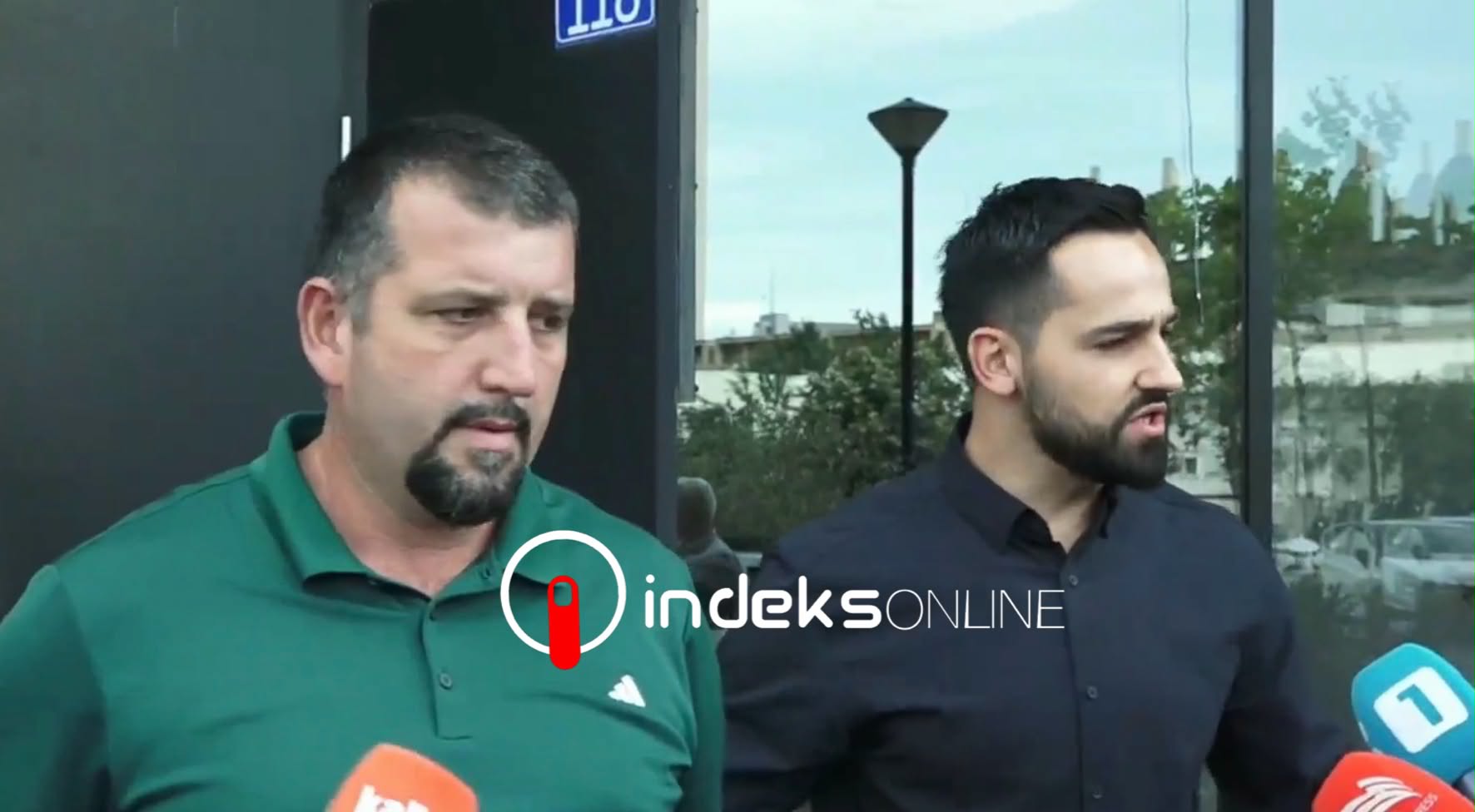 Qumshtarët dhe ministri Muja ranë dakord për rifillimin e menjëhershëm të grumbullimit të qumështit nga kompania VITA.