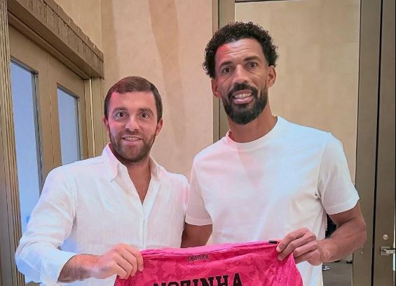 Vozinha dhe spekulimet për Inter Miami: Çfarë thotë portieri i Kepit të Gjelbër?