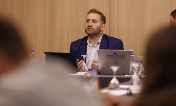 Projektligji për Byronë Shtetërore ngre shqetësime për formulime të paqarta dhe mbrojtjen e qytetarëve