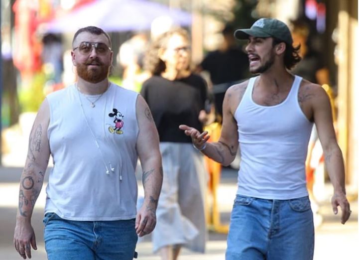 Sam Smith dhe i fejuari shfaqen për herë të parë pas fejesës në New York
