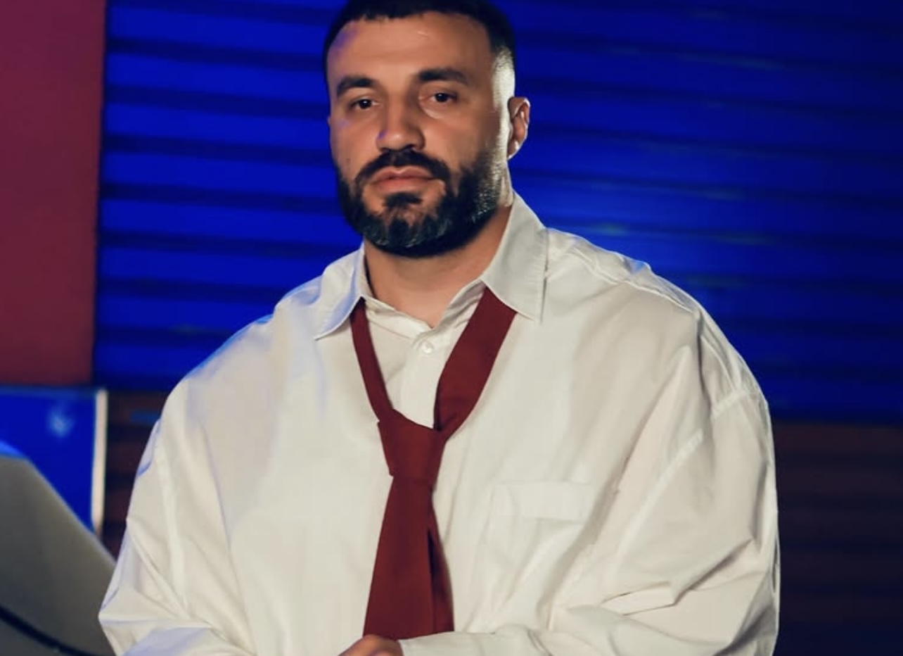DJ PM paralajmëron masa ligjore për lajmet e pavërteta që dëmtojnë reputacionin e tij.