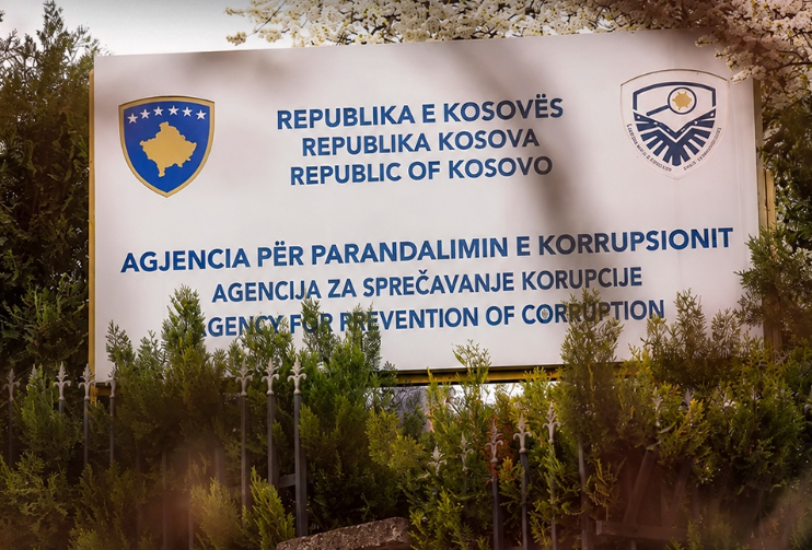 Mbi 60 zyrtarë publikë gjobiten dhe kallëzohen për mosdeklarim të pasurisë