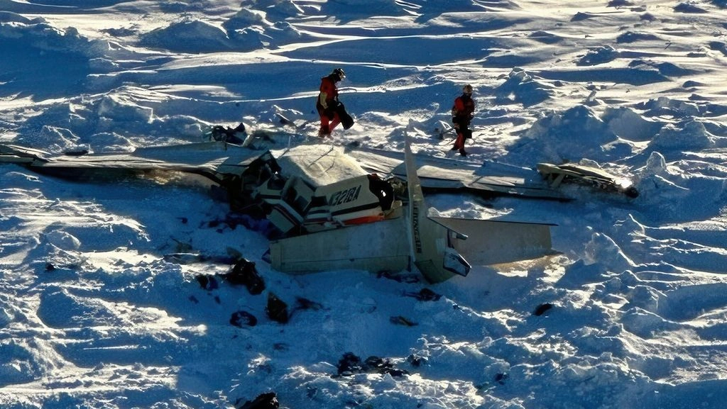 Tragjedia në Alaska: Avioni i vogël fundoset, katër viktima