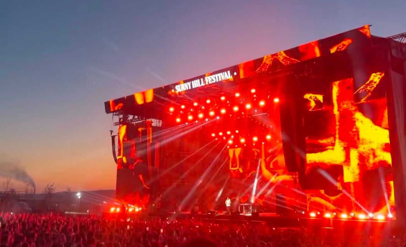 Komuna e Prishtinës ndan 150 mijë euro për festivalin Sunny Hill me yje botërorë