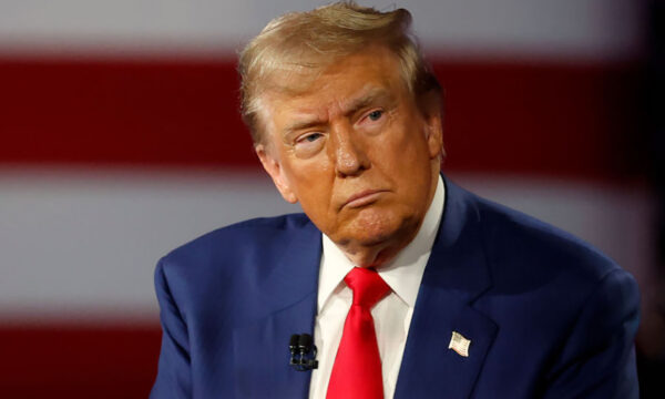 Trump hedh dyshime mbi fatin e Khameneit pas sulmit të rëndë
