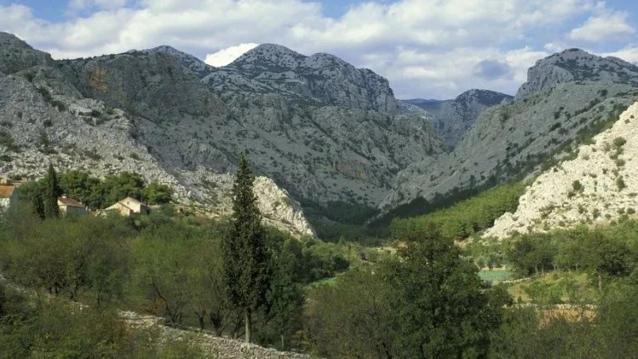 Tragjedia në Kroaci: Aeroplani nga Çekia rrëzohet, humbin jetën dy persona