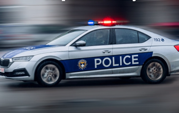 Tronditje në Lipjan: Person i pajetë pranë zyrave të KEDS-it