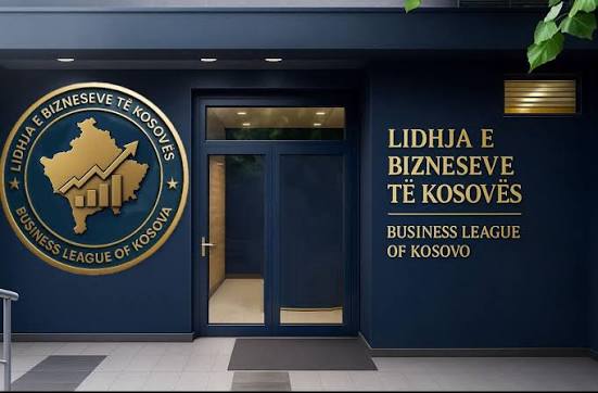 Mbrojtja e prodhuesve vendorë të qumështit kërkohet me forcë nga Lidhja e Bizneseve të Kosovës