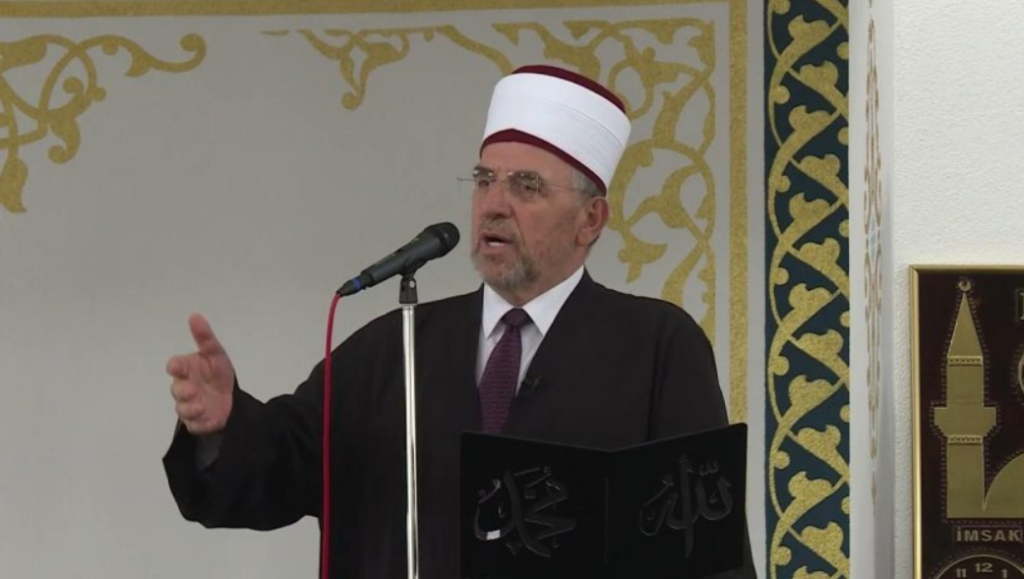 Jostabiliteti politik dhe ruajtja e gjuhës shqipe, shqetësimet e Myftiut Tërnava në Kurban Bajram
