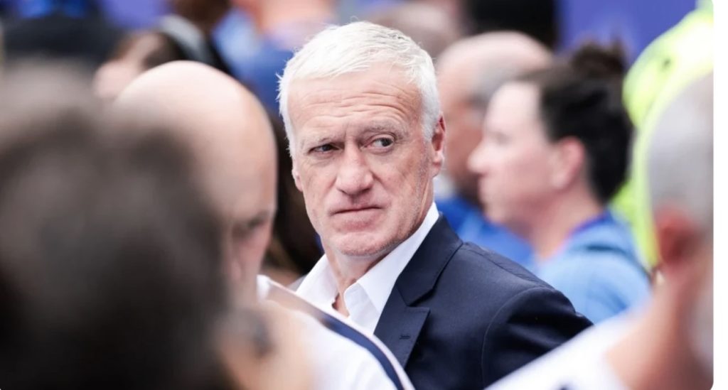 Didier Deschamps ka arritur 17 fitore në Kupën e Botës, duke thyer rekordin e mëparshëm prej 16 fitoreve të Helmut Schön.