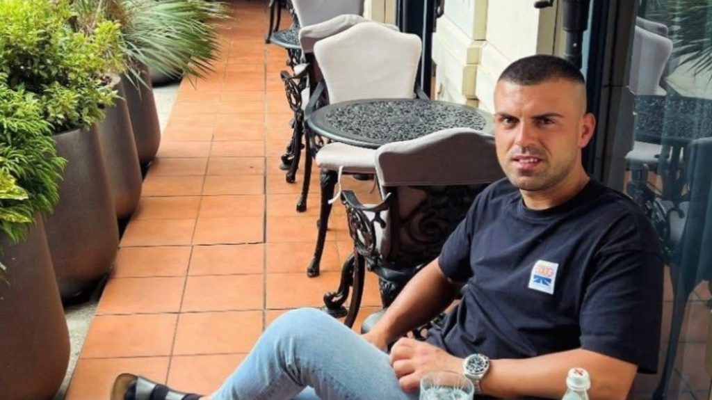 Astrit Vllasa, 29 vjeç, do të varroset sot në fshatin Vranidoll të Prishtinës.