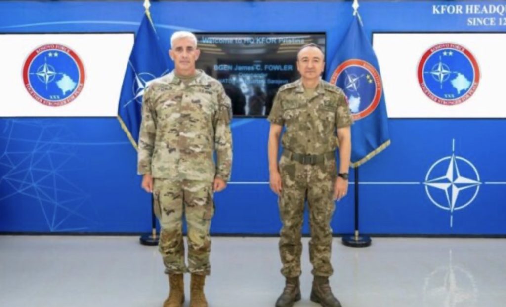 Takimi i komandantëve të NATO-s në Kosovë për sigurinë rajonale