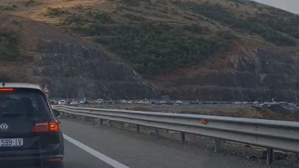 Rreth 42 mijë shtetas të Kosovës kanë hyrë në Shqipëri gjatë dy ditëve të fundjavës.