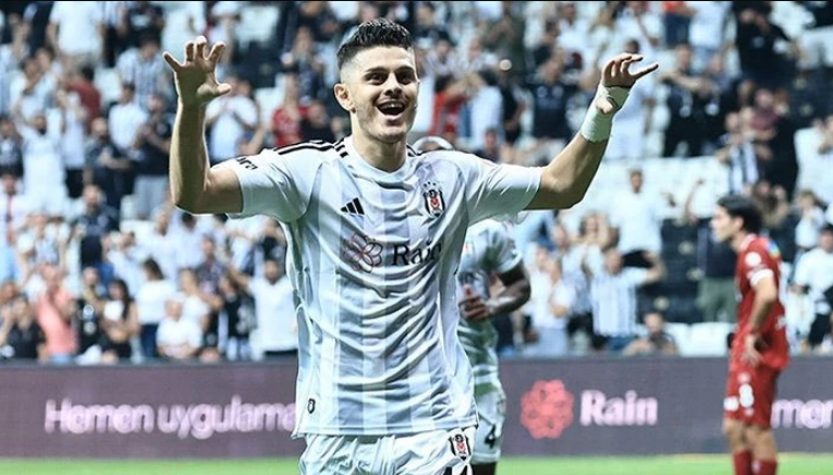 Milot Rashica refuzon ofertën e Besiktasit për ndërprerje të kontratës dhe mbetet jashtë skuadrës për ndeshjen ndaj Çorumut.
