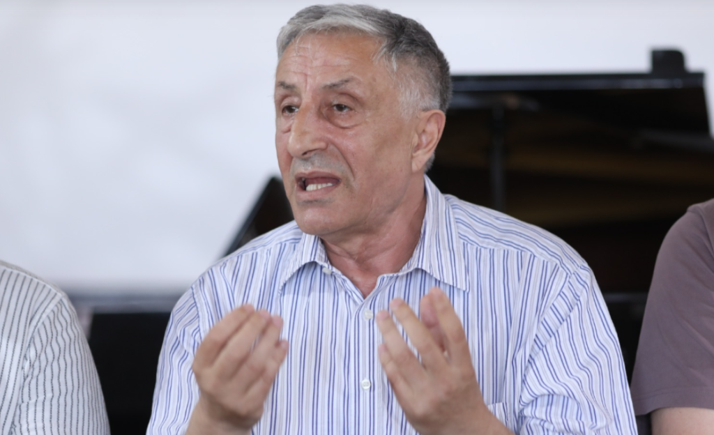 Viti i ri shkollor në Kosovë rrezikon të nisë pa tekste për nxënësit