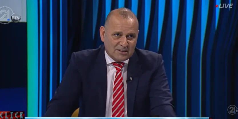 PDK synon 6 ministri dhe presidencën, sfidë e re për Kurtin sipas Canajt