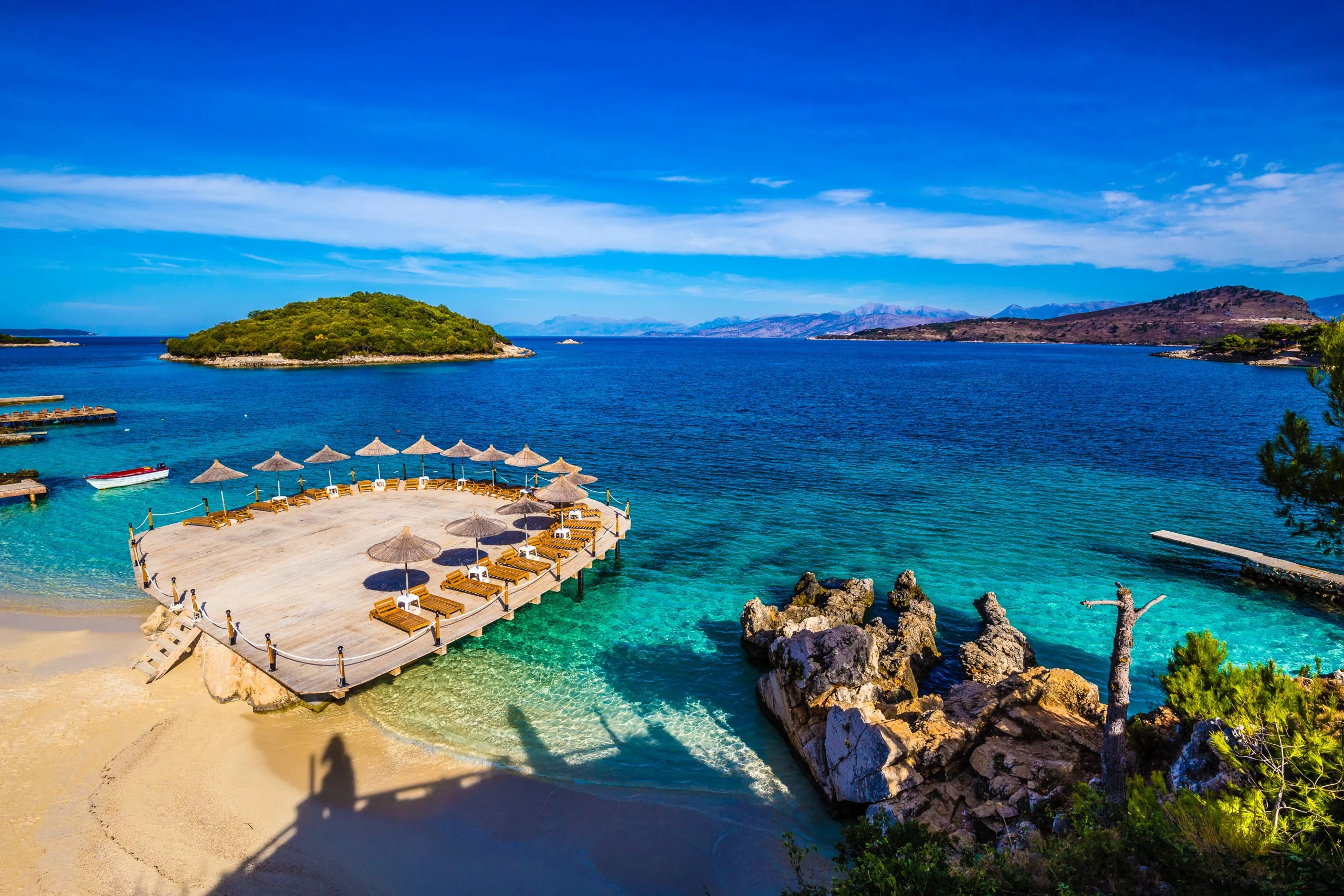 Shqipëria, destinacioni i preferuar i turistëve francezë për pushimet verore