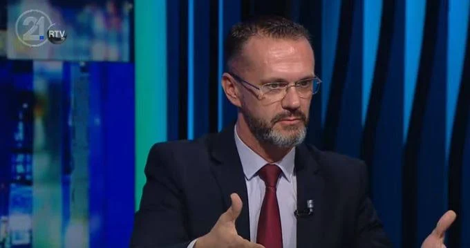 Kriza politike në Kosovë: A do të sjellë Albin Kurti përqendrimin e pushtetit?