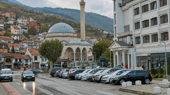 Rezultatet e para nga numërimi i votave në Prizren dhe Suharekë