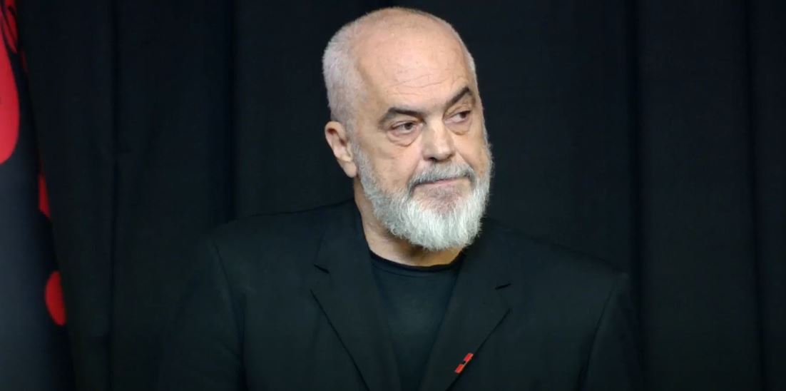 Rama kundër akuzave: Kosova është e pavarur dhe Sazani mbetet tokë shqiptare