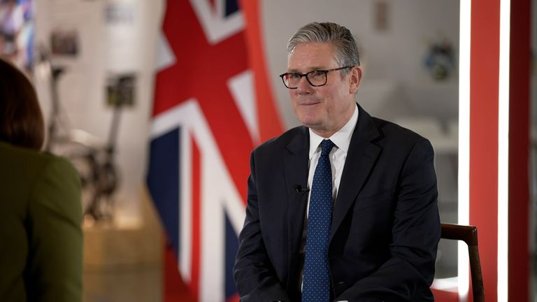 Keir Starmer i palëkundur në krye të Britanisë mes krizës së brendshme të Laburistëve