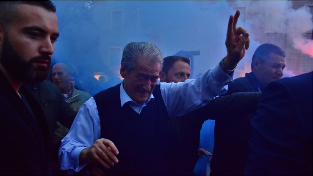 Berisha thërret në protestë kundër dhunës dhe qeverisë, qytetarët në alarm