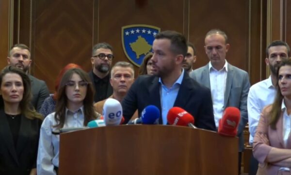 Mandati i deputetëve dhe bllokimi i Kuvendit: Tahiri paralajmëron veprime të mëtejshme
