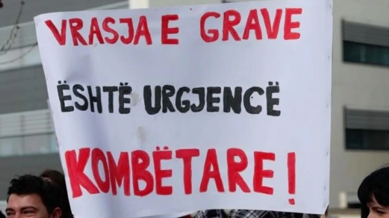 Protesta kundër vrasjes së grave mbahet nesër në sheshin “Zahir Pajaziti” në Prishtinë në ora 12:00.