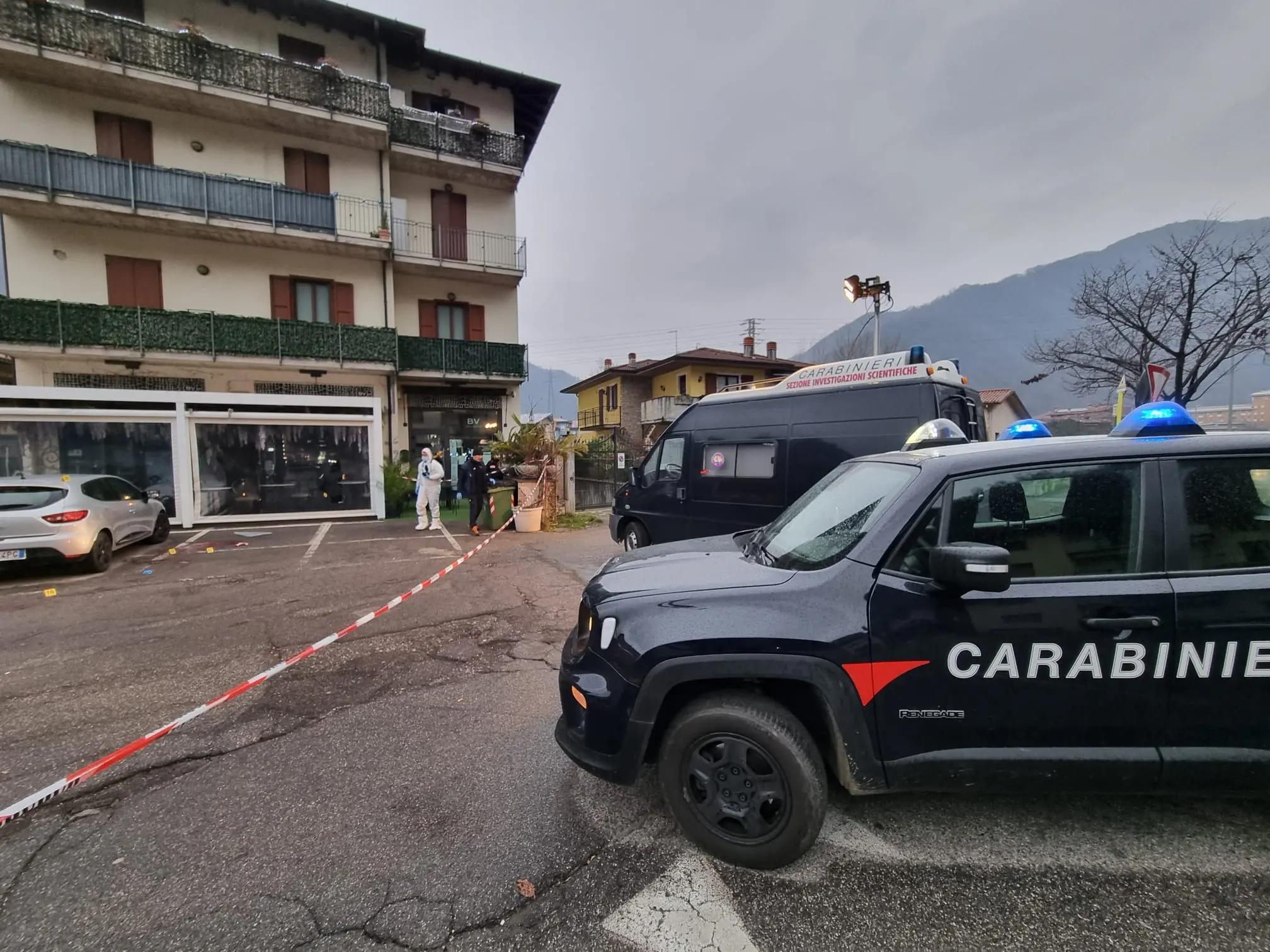 Tragjedia familjare në Lecco: Babai 83-vjeçar vret të birin pas një konflikti