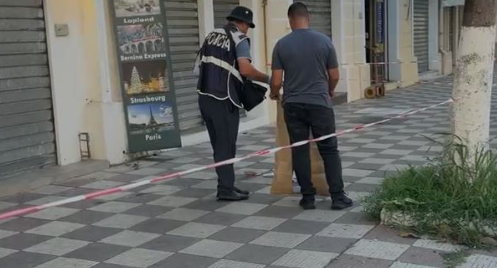 I moshuari bie nga kati i dytë në Shkodër, ndodhet në spital në gjendje stabile