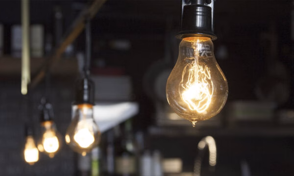 Ndërprerje të energjisë në disa zona të Kosovës për shkak të punimeve në rrjet