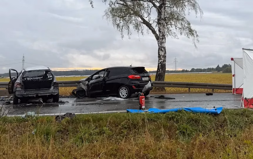 Tragjedia në rrugët e Bavarisë: Nënë dhe fëmijë humbin jetën në aksident fatal