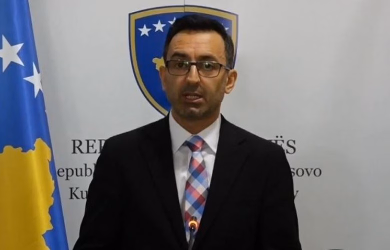 Basha nënshkruan dy marrëveshje ndërmjet AAC dhe EASA për forcimin e sigurisë ajrore në Kosovë.